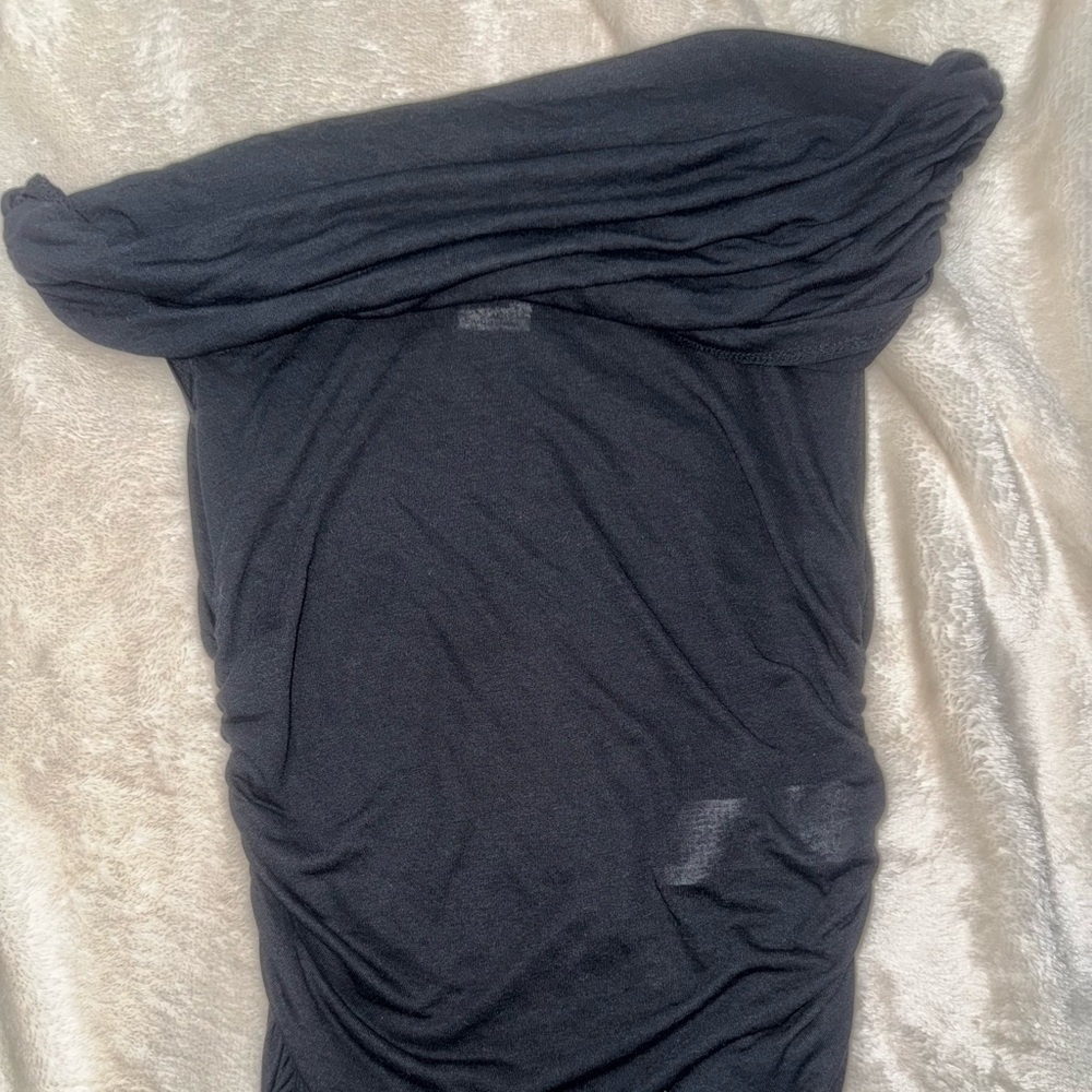 Abercrombie & Fitch Gray Knit Top